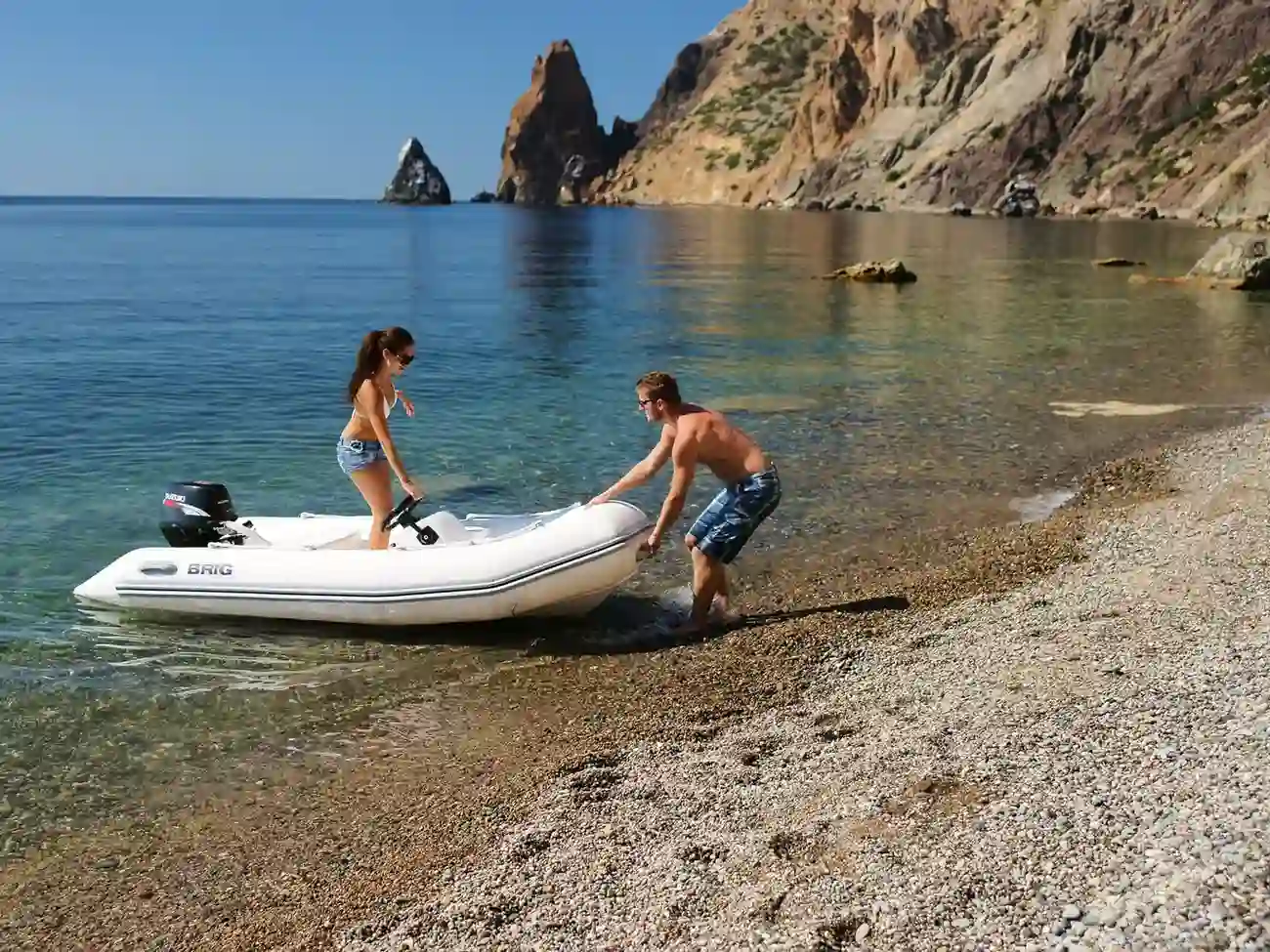 Brig Falcon 330 - Image 2