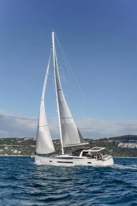 Jeanneau Yachts 65 - Image 36