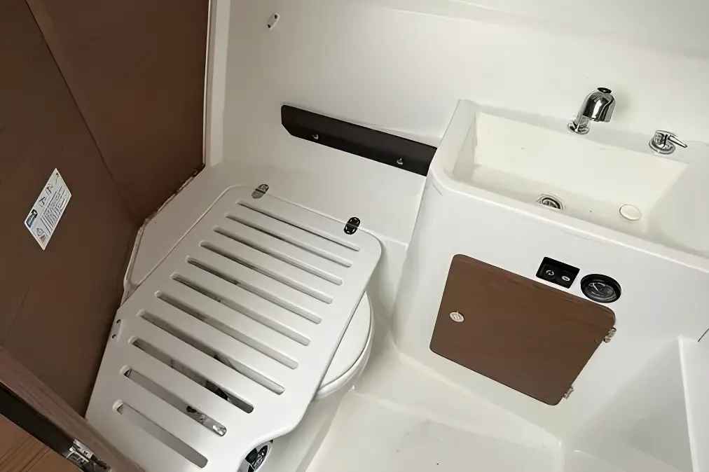 Jeanneau Merry Fisher 795 S2 - Image 28