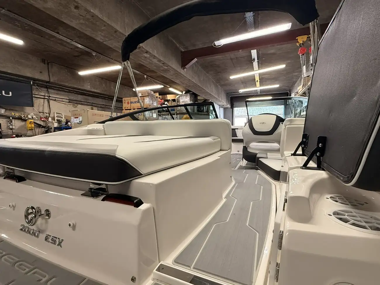 Regal 2000 ESX - Image 43