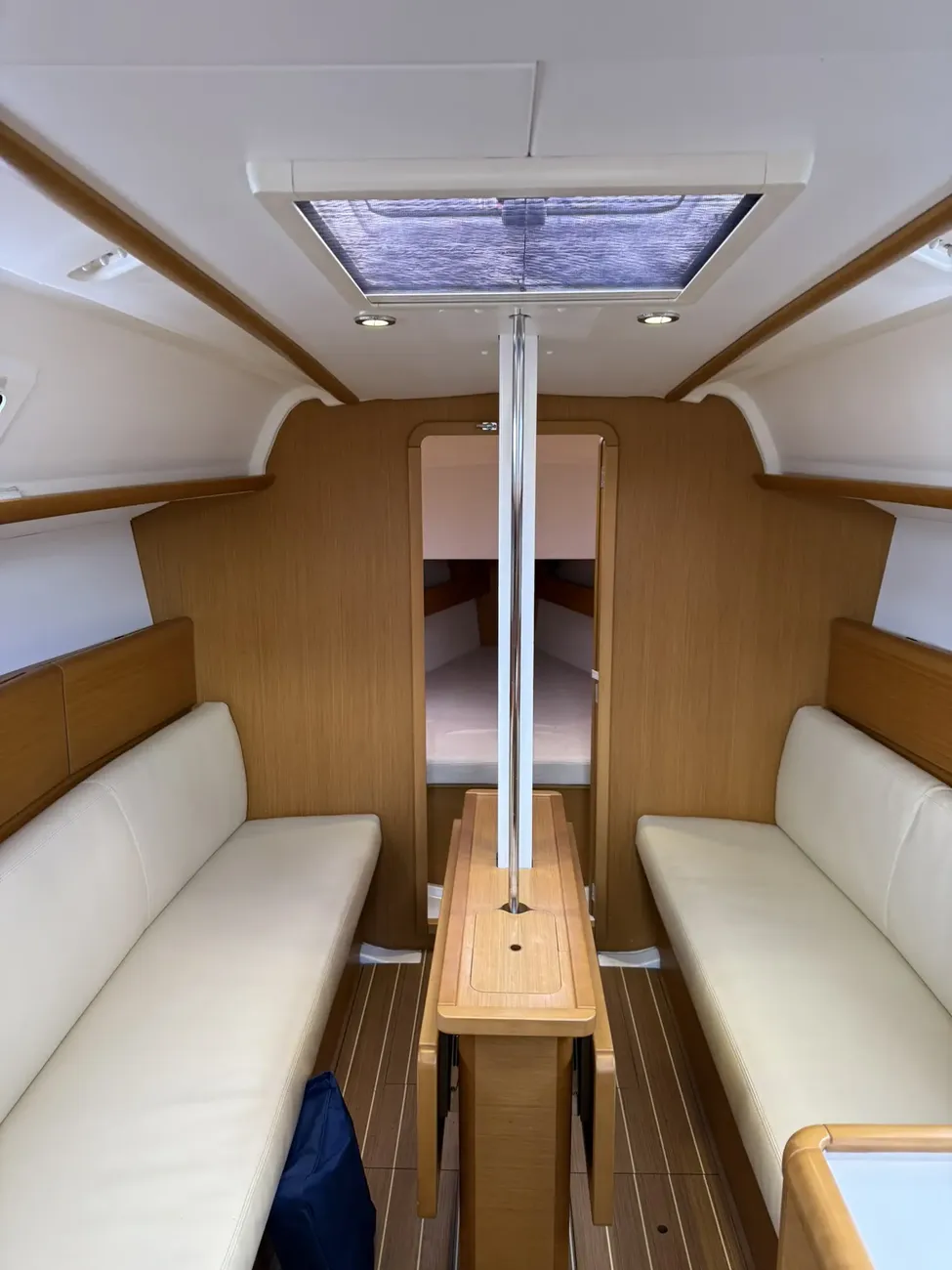 Jeanneau Sun Odyssey 33i - Image 25