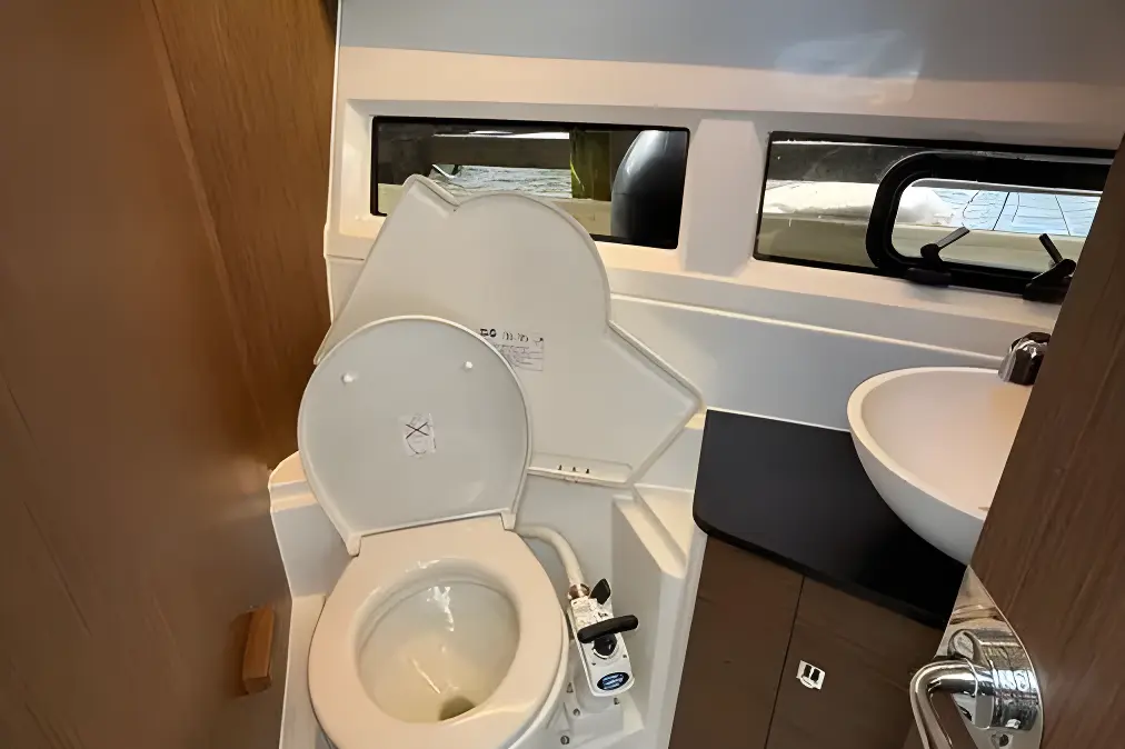 Jeanneau Merry Fisher 895 - Image 47