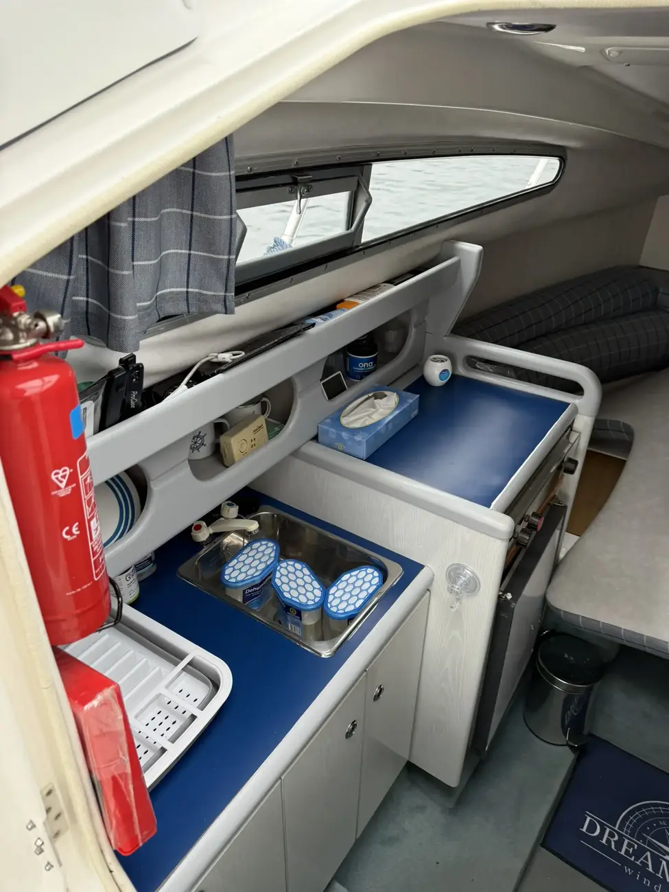 Sealine S240 - Image 14