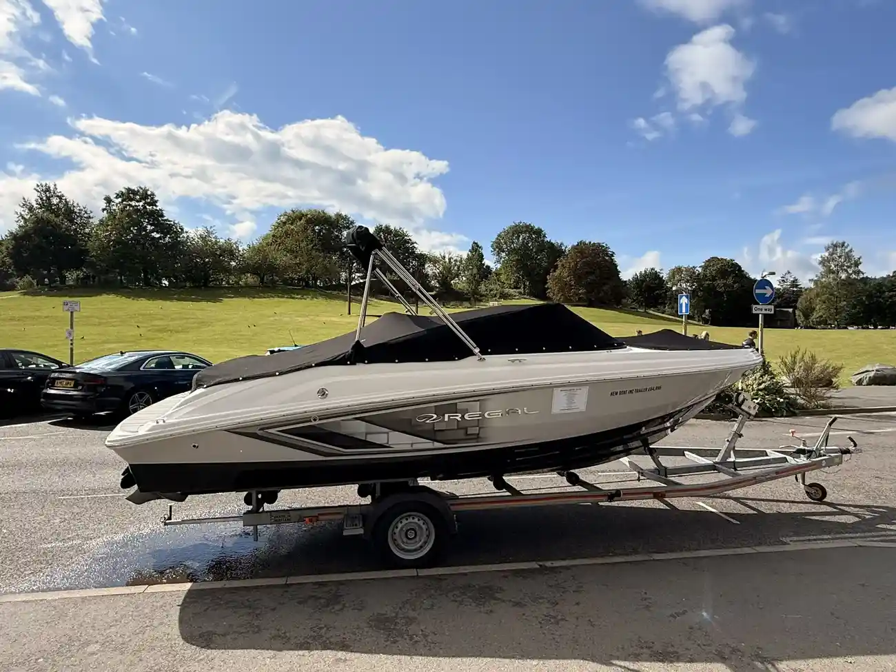 Regal 2000 ESX - Image 11