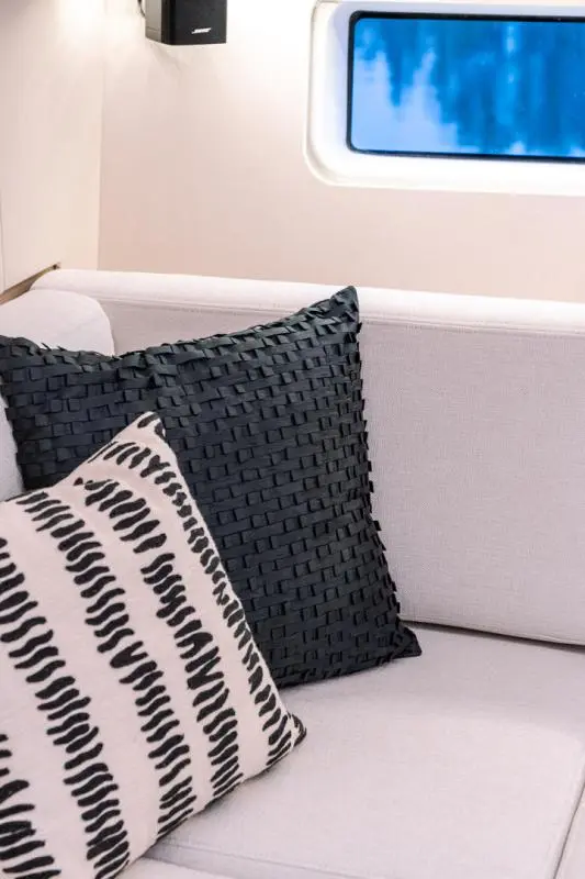 Jeanneau Yachts 65 - Image 76