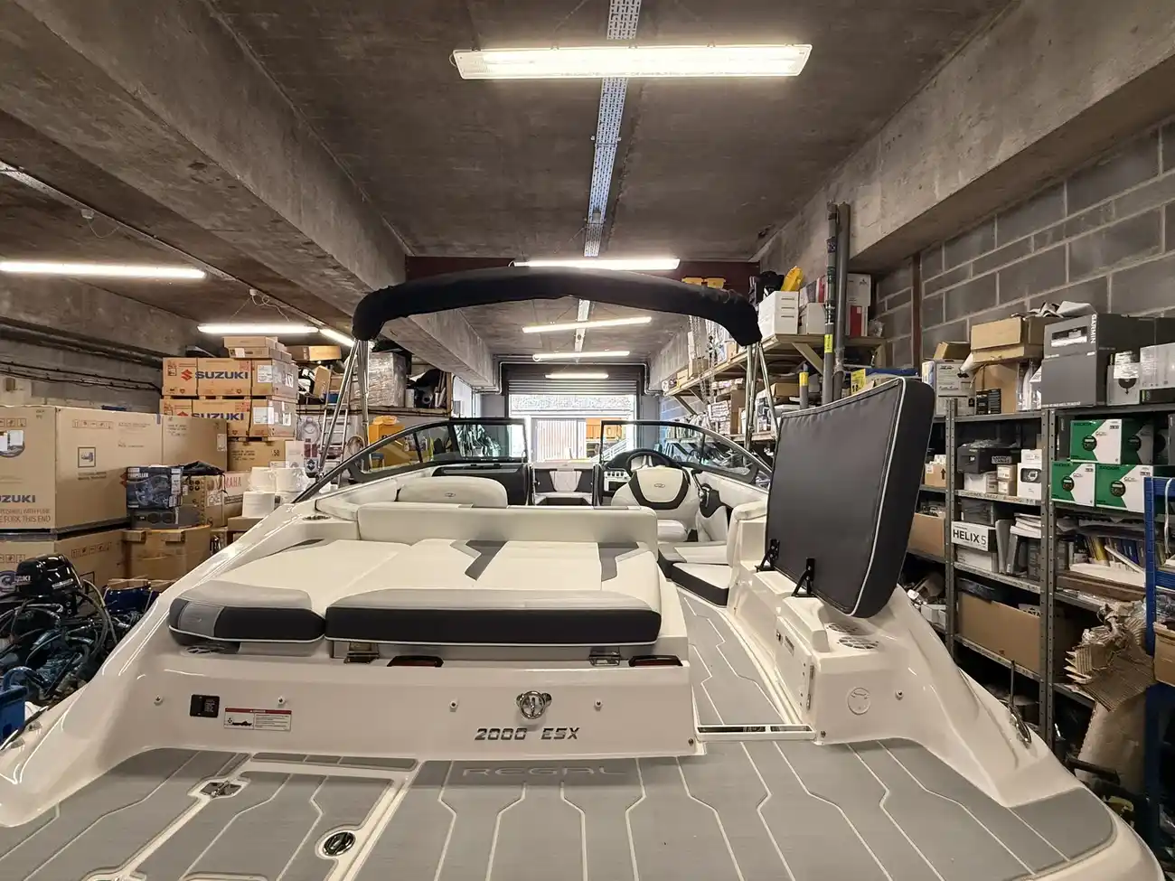 Regal 2000 ESX - Image 47