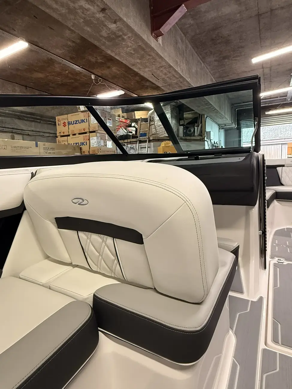 Regal 2000 ESX - Image 29