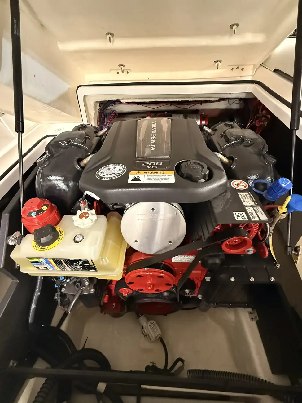 Regal 2000 ESX - Image 58