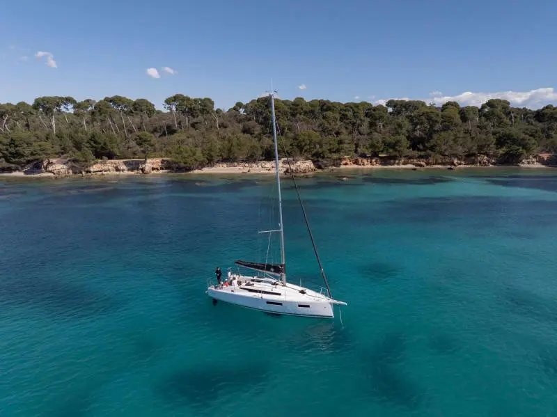 Jeanneau Sun Odyssey 350 - Image 9