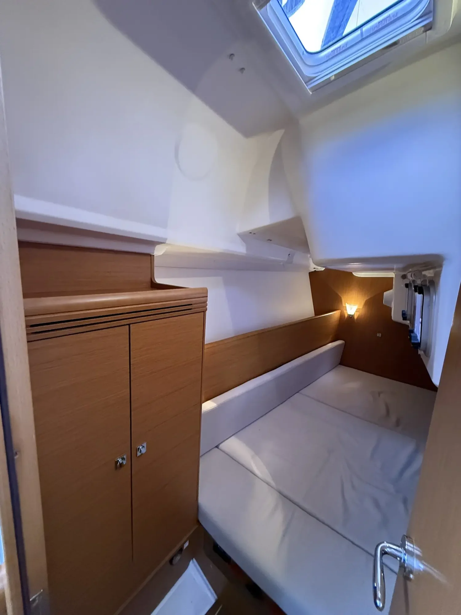 Jeanneau Sun Odyssey 33i - Image 57