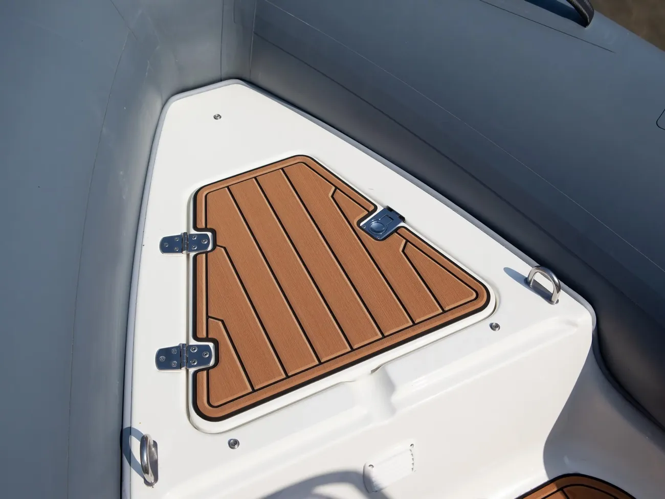 Brig Falcon 420 - Image 23