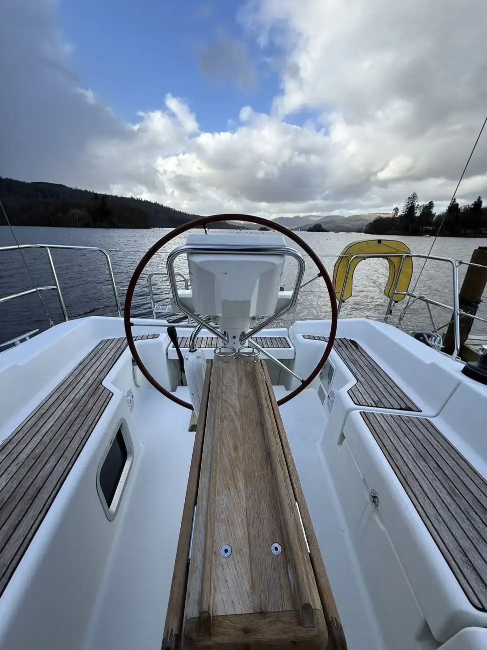 Jeanneau Sun Odyssey 33i - Image 20