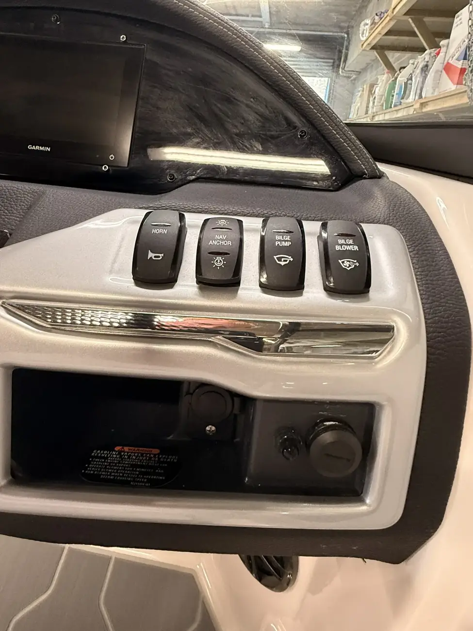 Regal 2000 ESX - Image 102