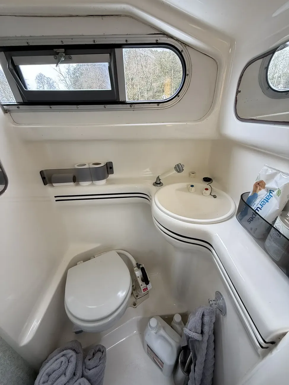 Sealine S240 - Image 29