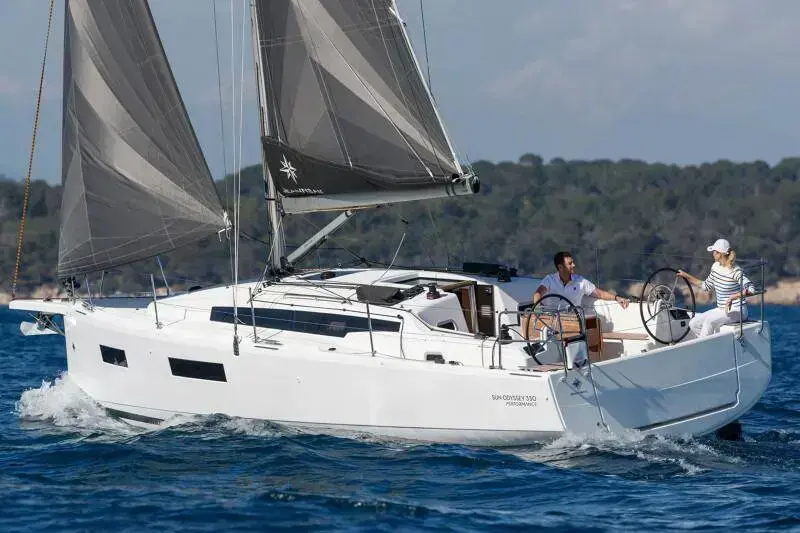 Jeanneau Sun Odyssey 350 - Image 12