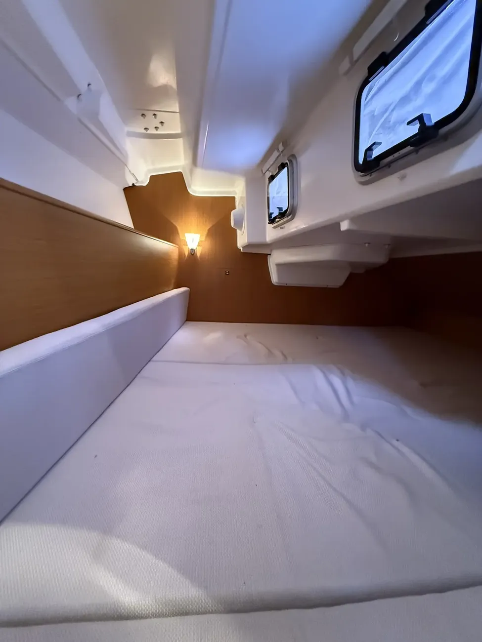 Jeanneau Sun Odyssey 33i - Image 58