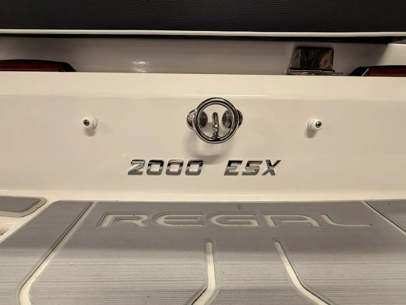 Regal 2000 ESX - Image 75
