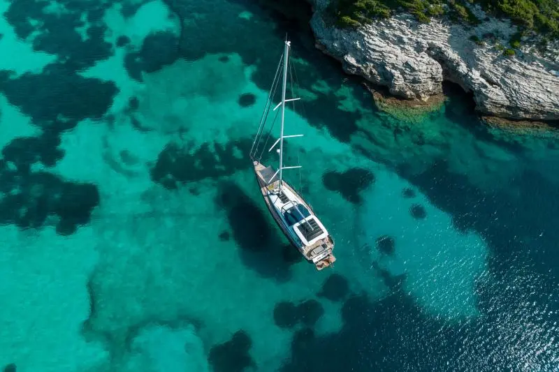 Jeanneau Yachts 65 - Image 23