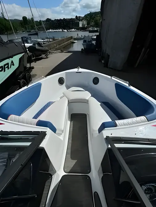 Glastron GX195 Sport - Image 12