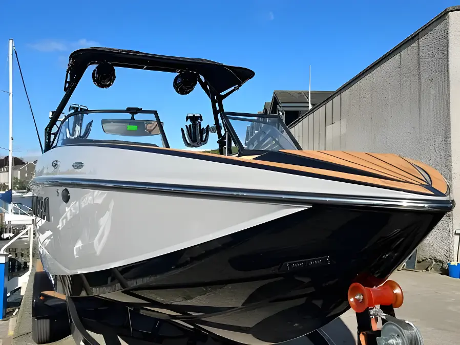 Moomba Craz - Image 27