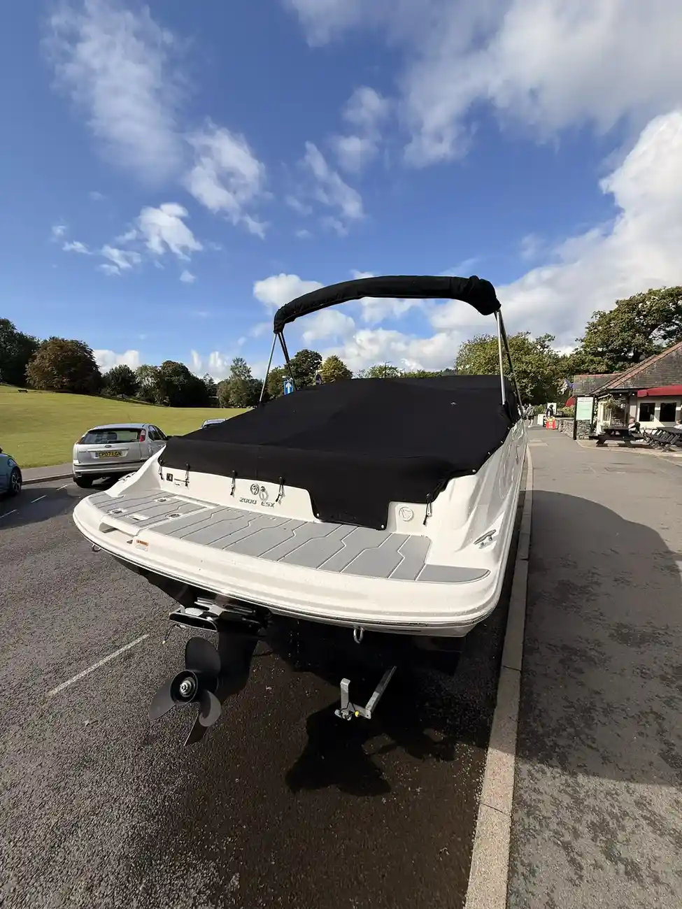 Regal 2000 ESX - Image 16